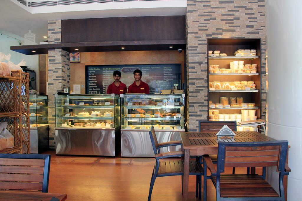 Hotel Sun Park Puducherry Zewnętrze zdjęcie