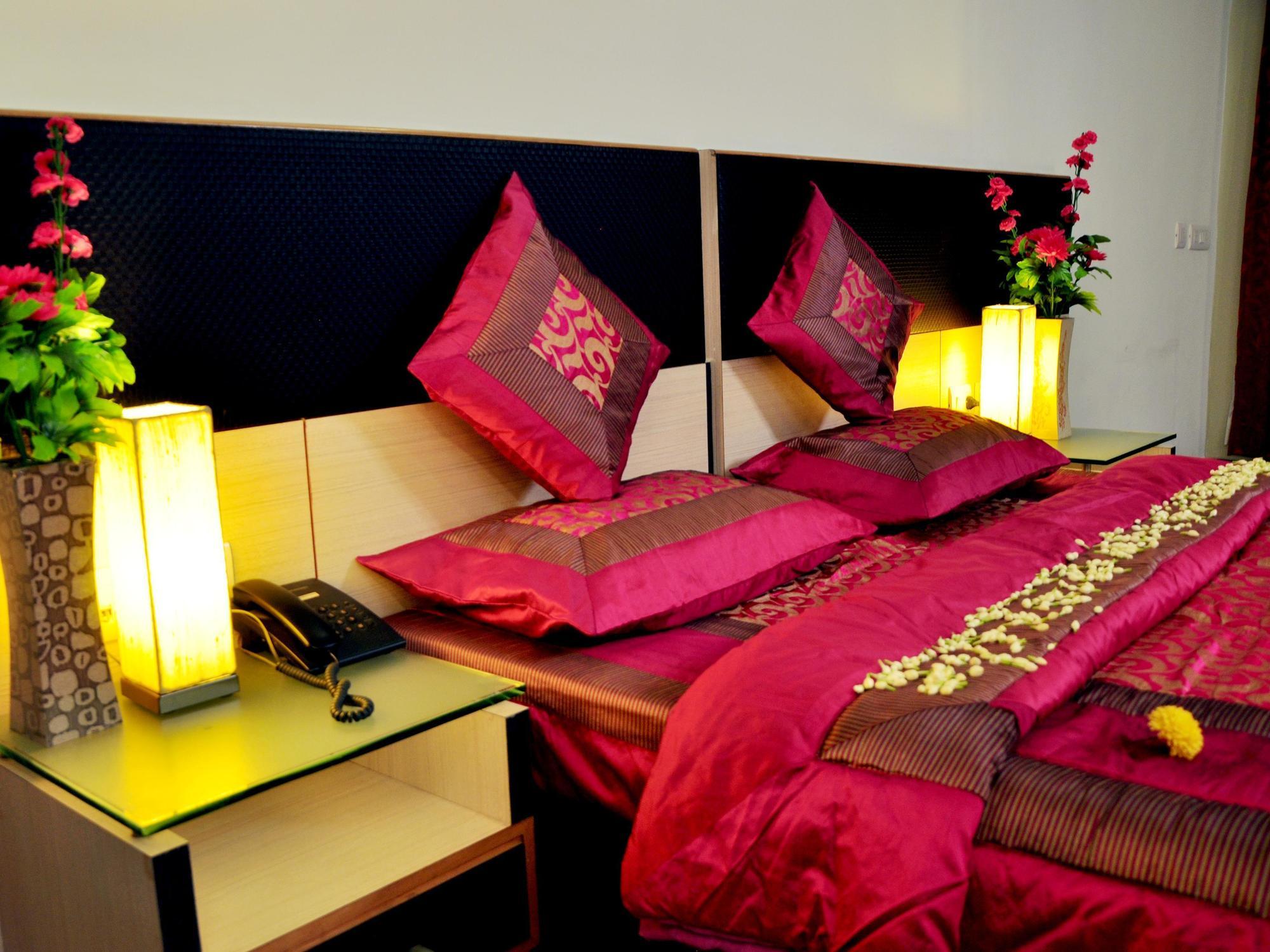 Hotel Sun Park Puducherry Zewnętrze zdjęcie