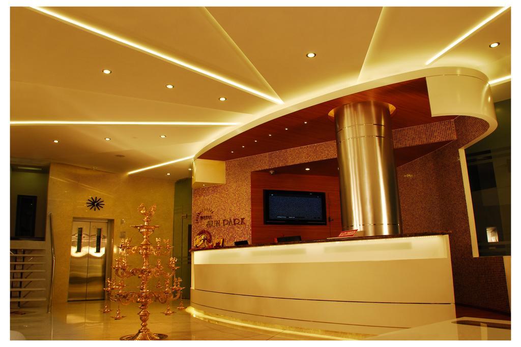 Hotel Sun Park Puducherry Zewnętrze zdjęcie